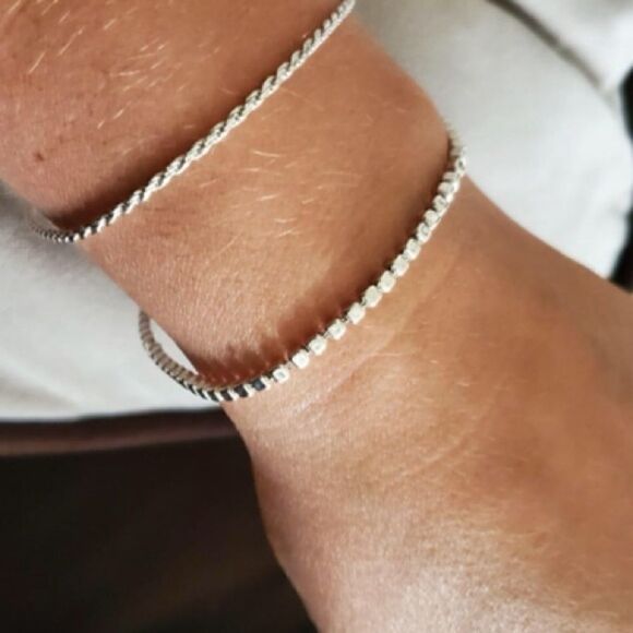 Sterling silver cube bead chain bracelet - Picture 5 of 7